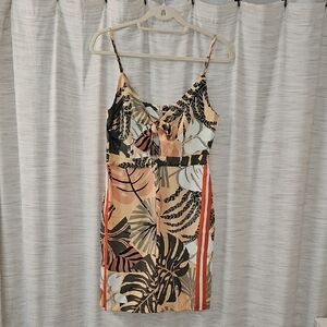FARM RIO DRESS SIZE MEDIUM PETITE